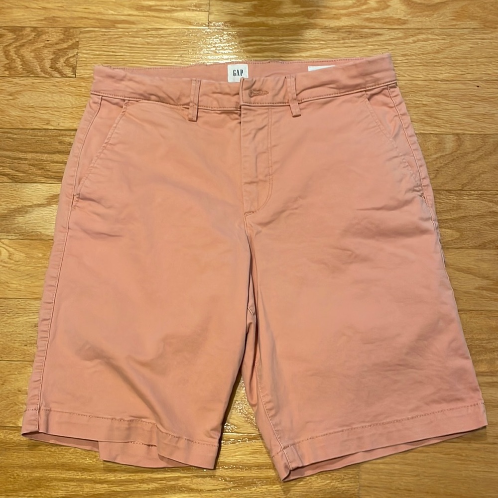 Gap Pink men’s shorts